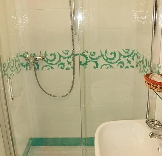 Gelsomino ゲストハウス 3*